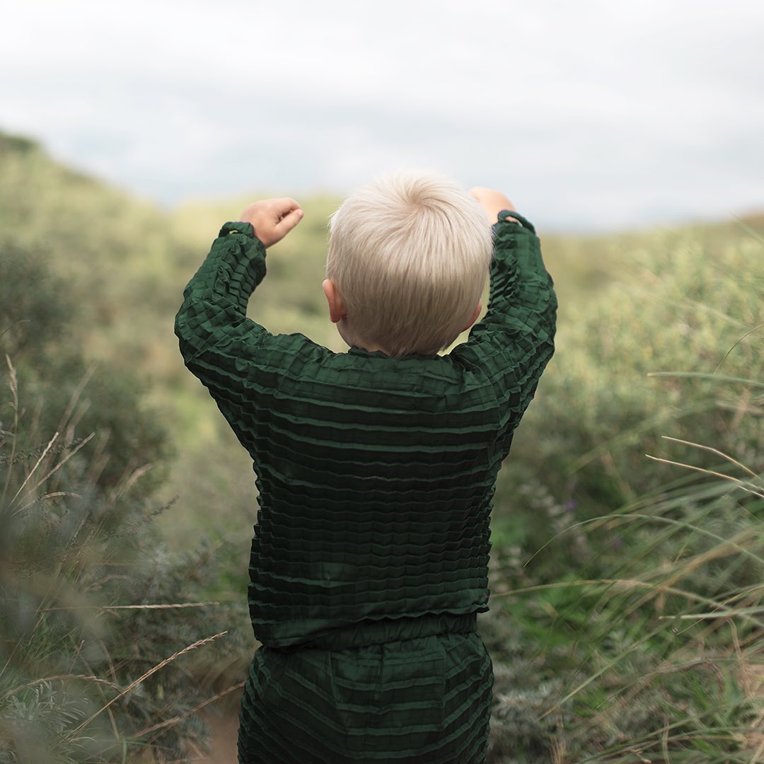 ミニヒューマン ジャケット カーキレイ